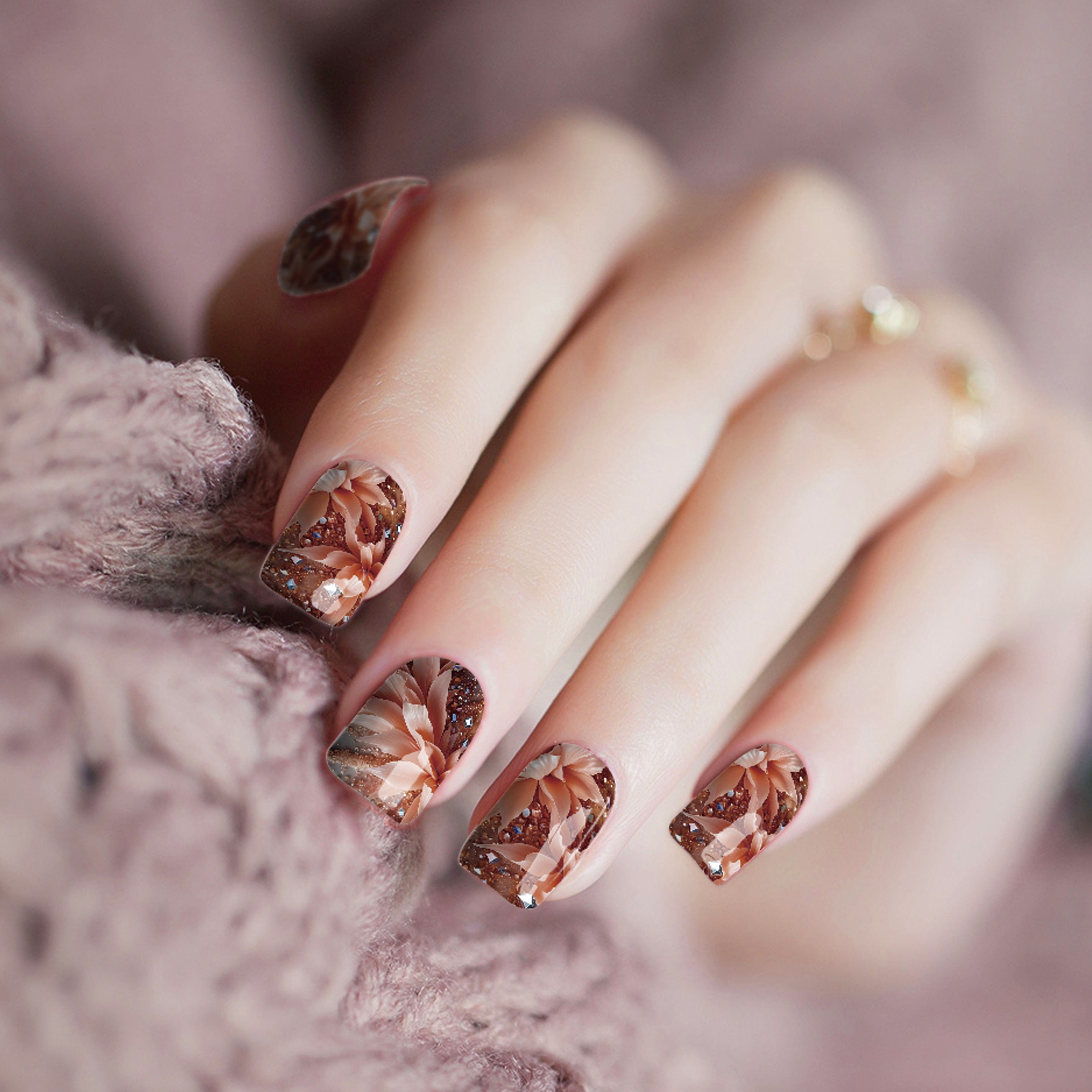 Flowers And Diamonds